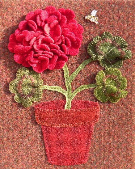 “Glory Bee” Wool Applique Workshop with Kathy J. Gaul