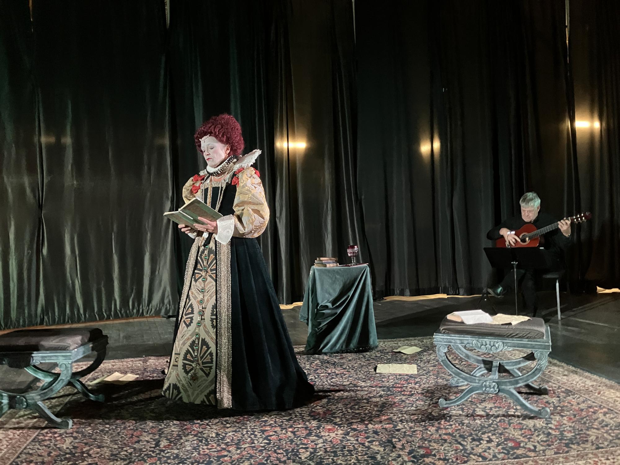 Image from a performance of 'Elizabeth I: In Her Own Words.'