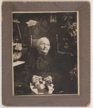 Posing with Patchwork: Quilts in Photographs, 1855-1945